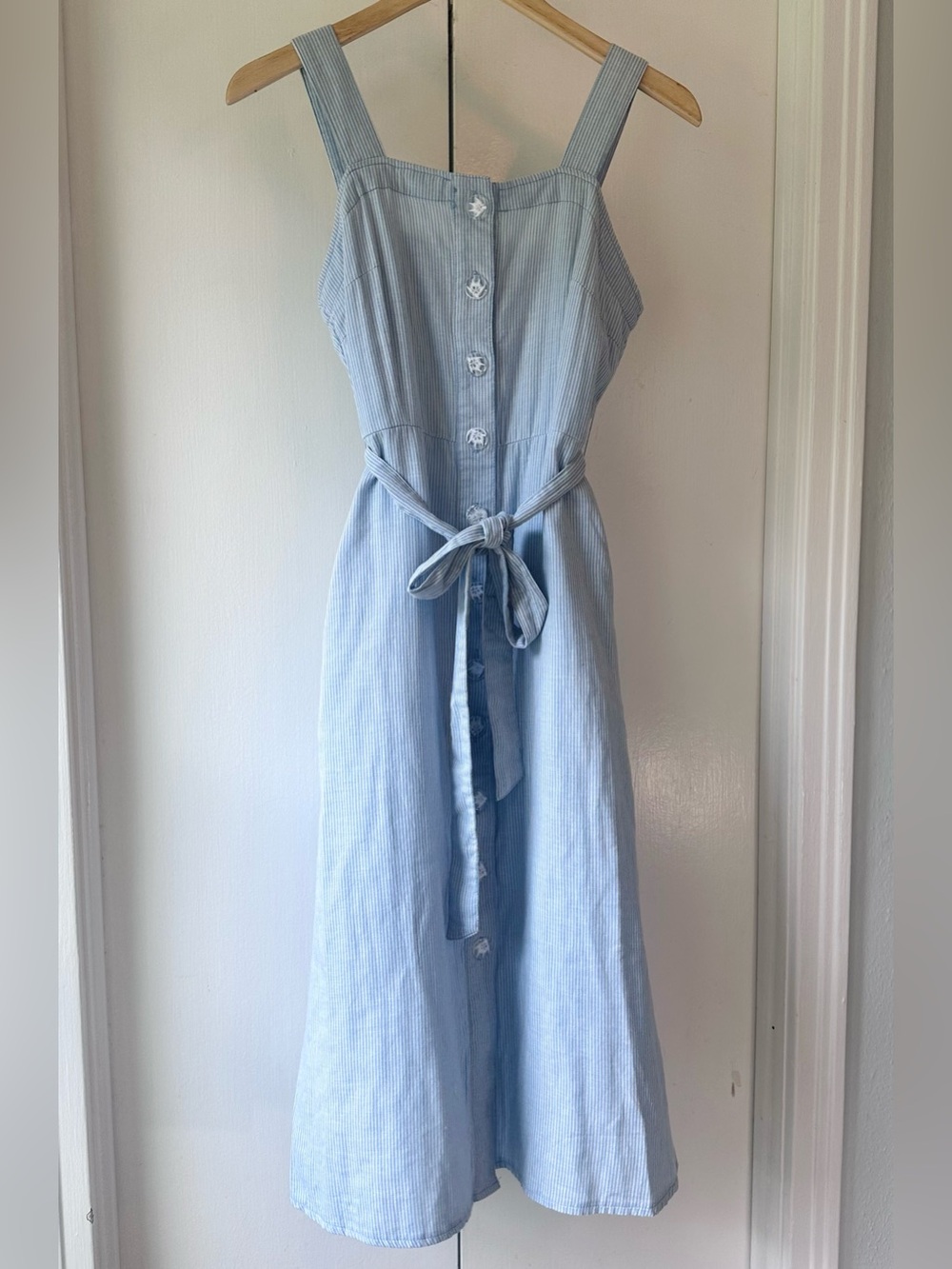 NWT Oat New York Light Blue Striped Button-Front Midi Dress with Tie Waist